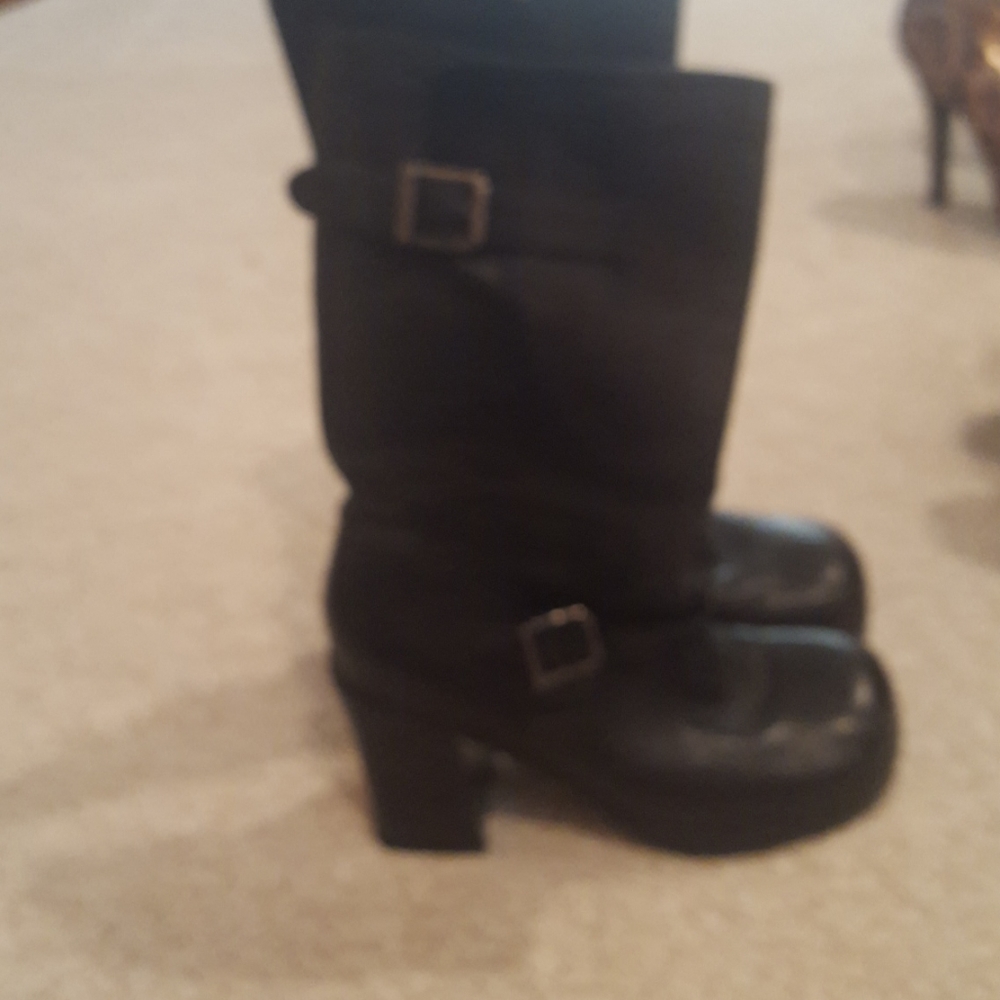NWOT Harley Davidson mid calf boot